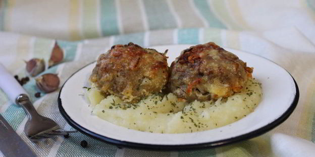 свиные тефтели в сливочном соусе