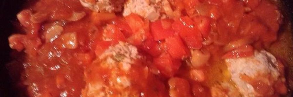 Тефтели по грибным соусом