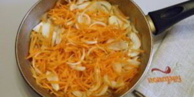 тефтели под сметанным соусом