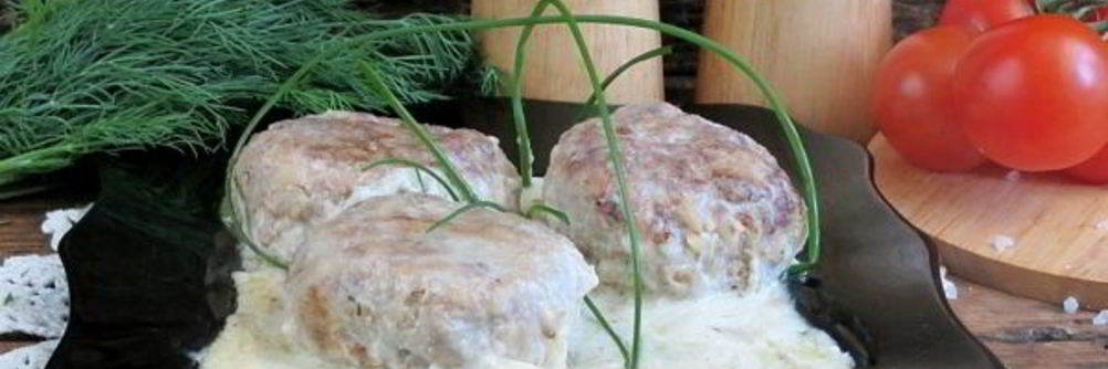 Тефтели в молочном соусе