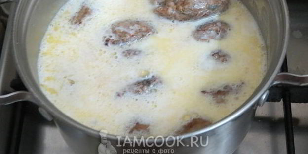 тефтели в молочном соусе
