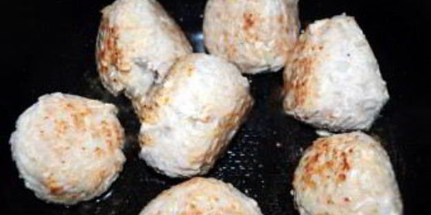 тефтели в мультиварке с подливкой