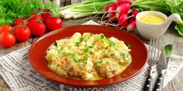 тефтели в сметанном соусе в мультиварке