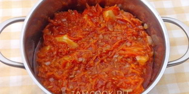 тефтели в томатно-овощном соусе