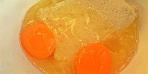 творожные ньокки со шпинатом, запеченные под сыром