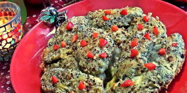 творожные ньокки со шпинатом, запеченные под сыром