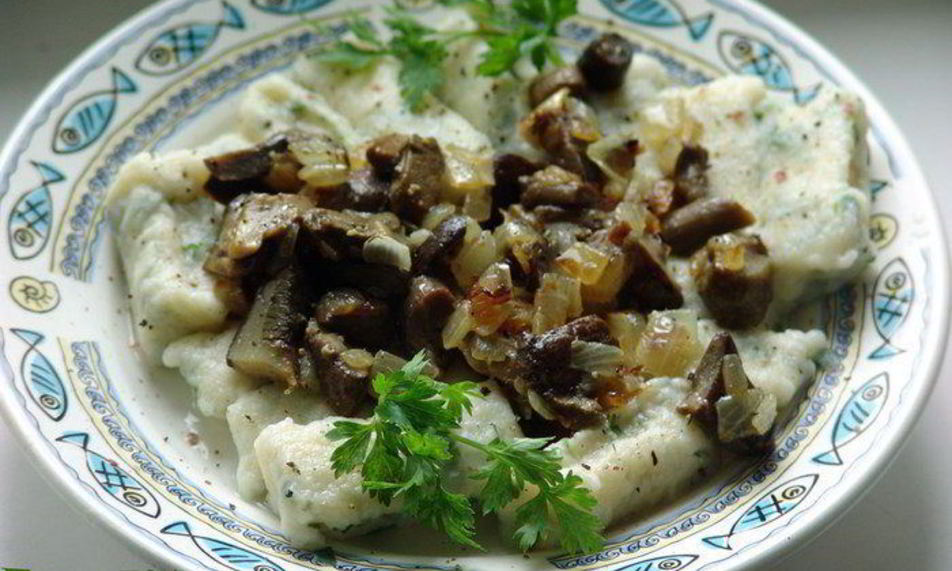Рецепт ленивых вареников с заправкой из грибов
