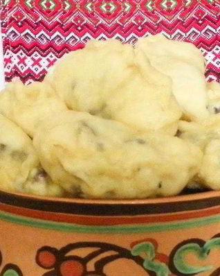 Паровые вареники с черникой