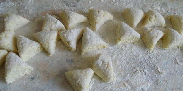 вареники ленивые с овсяными хлопьями и лимонной цедрой