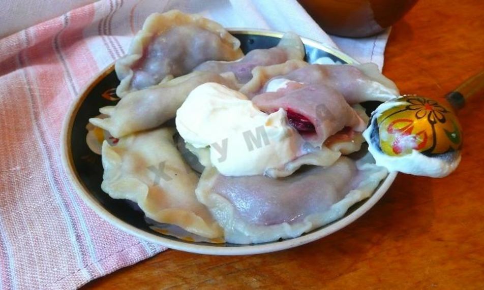 Рецепт вареников на воде с вишней постные