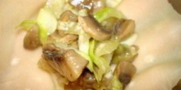 вареники с капустой и грибами