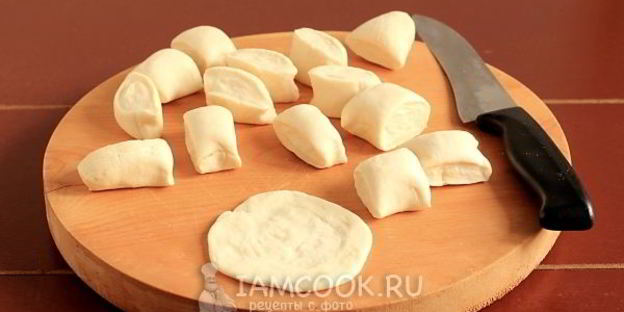 вареники с капустой и мясом