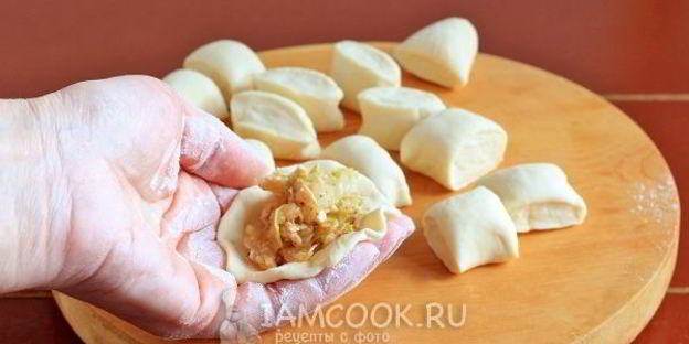 вареники с капустой и мясом