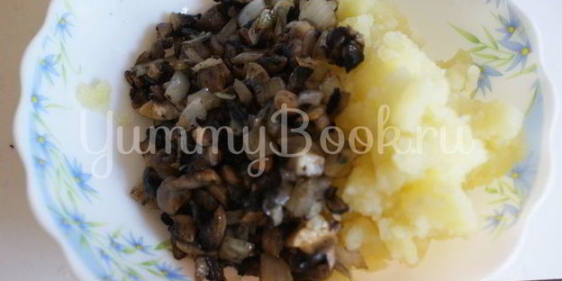 вареники с картошкой и грибами в мультиварке на пару