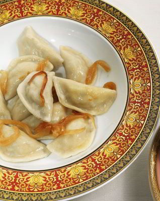 Вареники с курицей и грибами