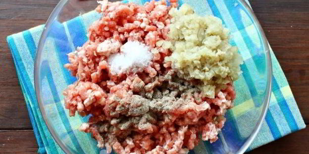 вареники с квашеной капустой и фаршем