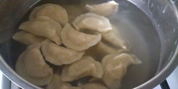 вареники с квашеной капустой и картошкой