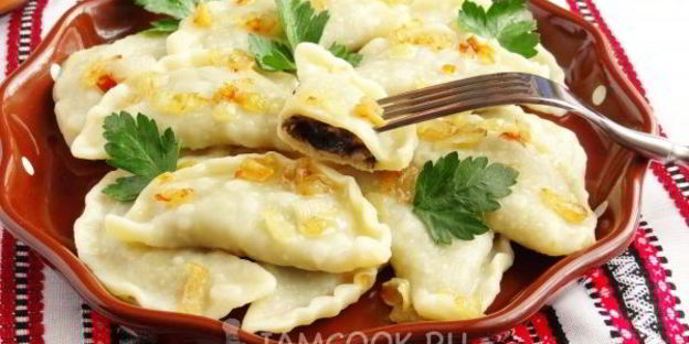 вареники с лесными грибами