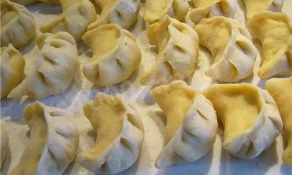 Рецепт заварных вареников с клубникой на пару