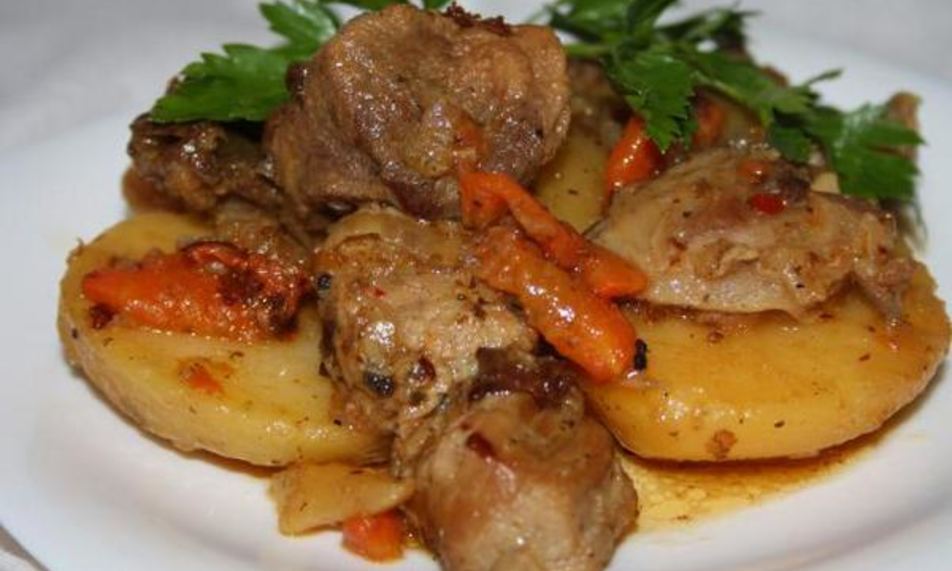 Рецепт домашнего жаркого со свининой в казане