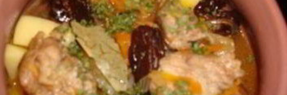 Простое жаркое в горшочках