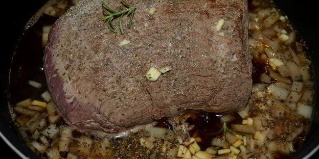 жаркое из говядины на кофе