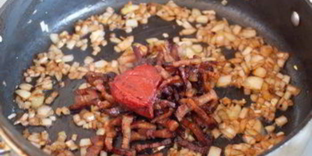 жаркое из говядины с клюквой