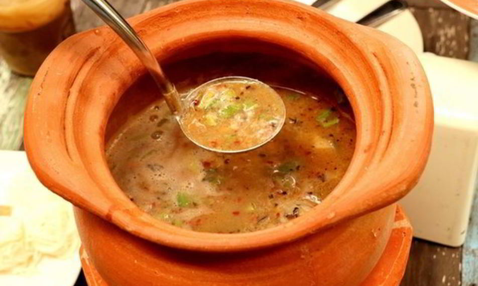 Рецепт жаркого из куриных потрошков в горшочках