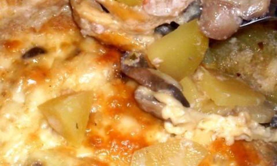 Рецепт жаркого из сердечек с грибами в горшочке