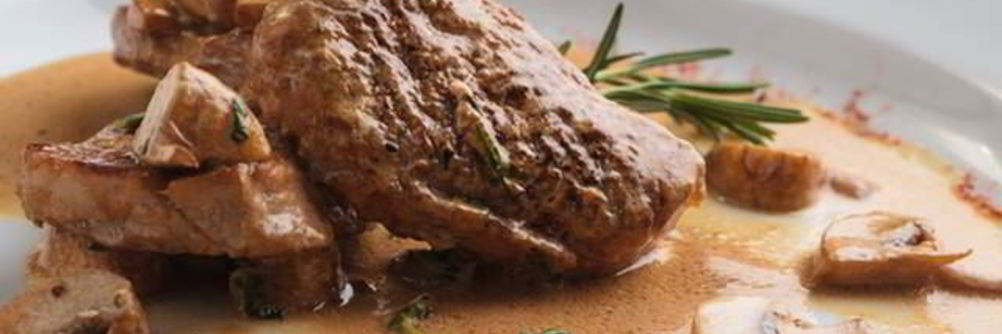 Жаркое из свинины с грибами