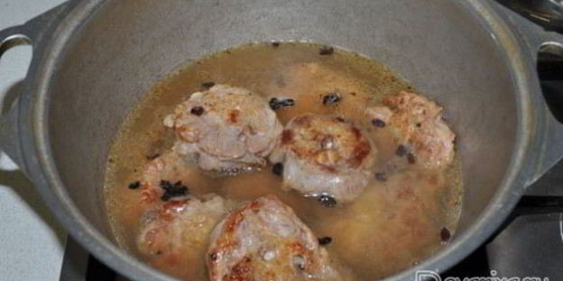 жаркое из телячьих хвостов с картофелем