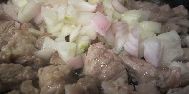 жаркое по-домашнему в гранатовом соусе