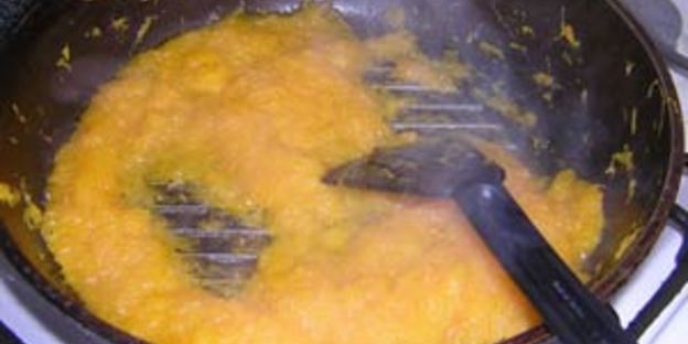 жаркое по-королевски в тыквенном горшочке