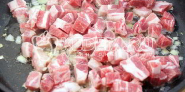 жаркое с грибами и сметаной