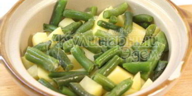 жаркое с стручковой фасолью и опятами