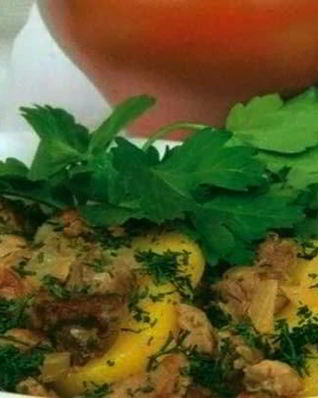 Жаркое в горшочках с мясом