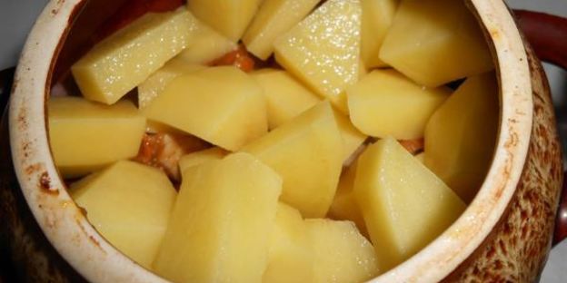 жаркое в горшочках