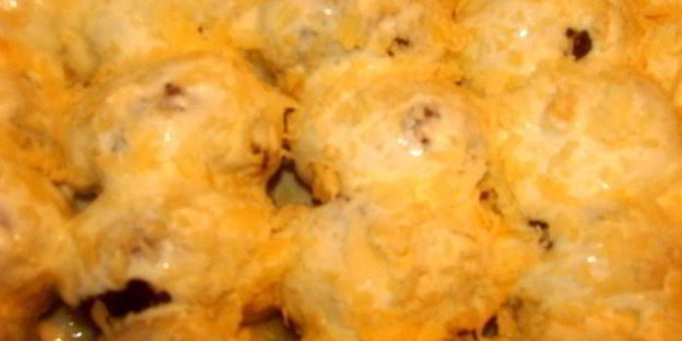 мясные зразы с лесными грибами под сливочным соусом с сыром джюгас