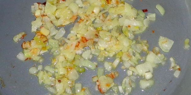 мясные зразы с луком и яйцом