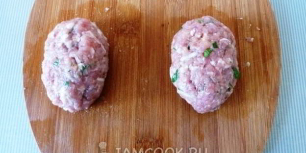 мясные зразы с начинкой из курицы