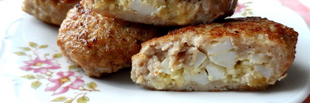 Мясные зразы с яйцом и луком