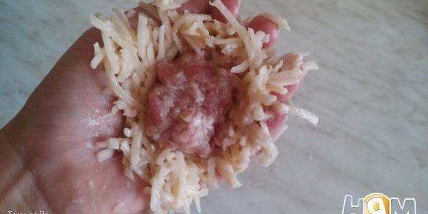 тушеные картофельные зразы