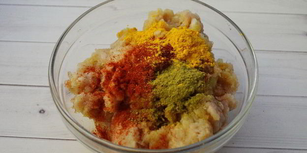 зразы с зеленым луком и яйцом