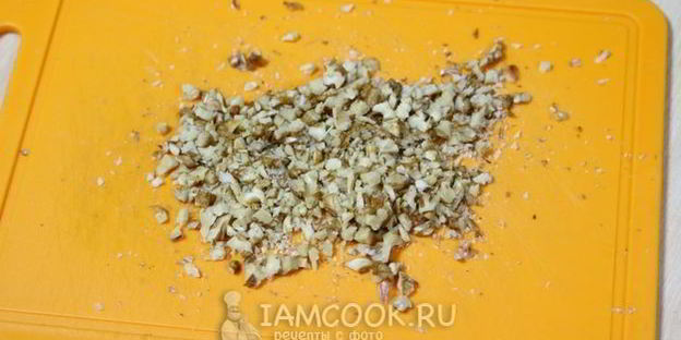 геркулесовая каша с бананом и орехами