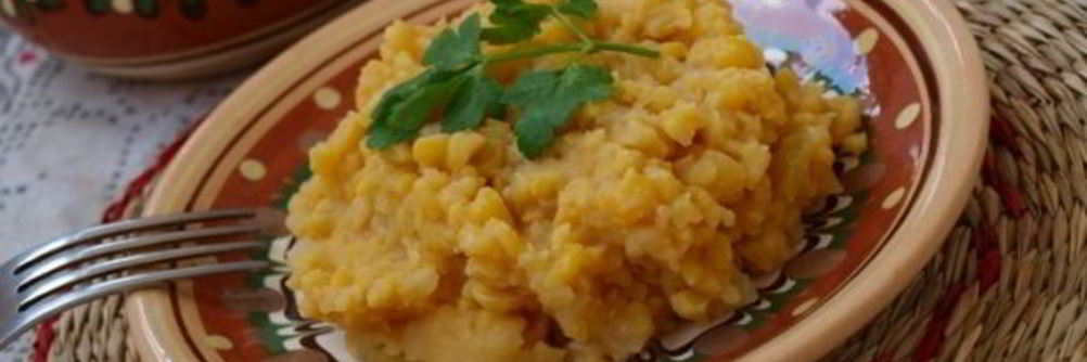 Гороховая каша с луком