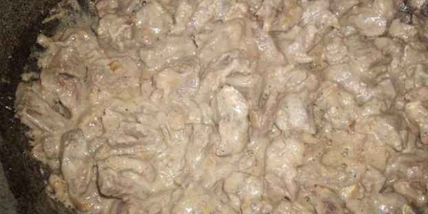 бефстроганов и гречневая каша