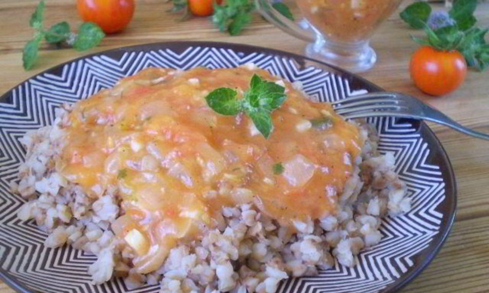 Рецепт гречки под соусом