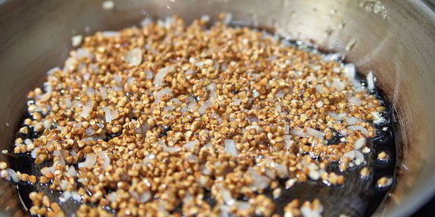 гречка с белыми грибами и шампиньонами