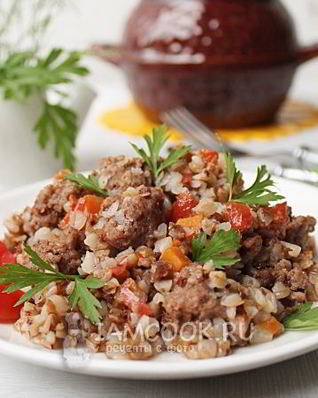 Гречка с фаршем в горшочке в духовке