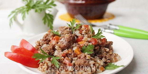 гречка с фаршем в горшочке в духовке